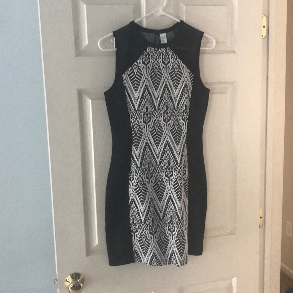 H&M Dress, Black and white, size 10